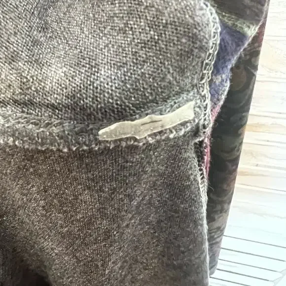 SOFT SURROUNDINGS Women's Pet L Poppy Feild Printed Dark Floral Tunic Top - Picture 10 of 16